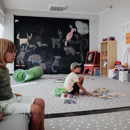 Nowa Zatoka Centrum Art & Business * سوبوت