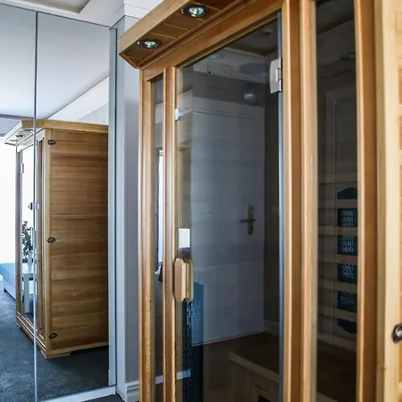 Nowa Zatoka Centrum Art & Business Апарт-отель Сопот
