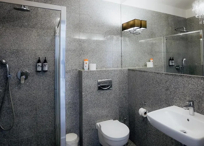 Nowa Zatoka Centrum Art & Business Apart Otel