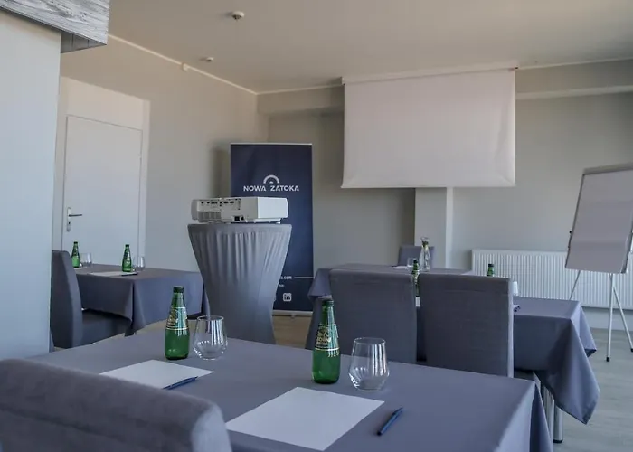 Nowa Zatoka Centrum Art & Business Aparthotel *