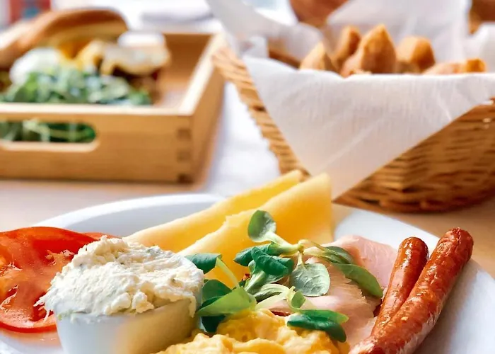 Nowa Zatoka Centrum Art & Business Apart Otel *